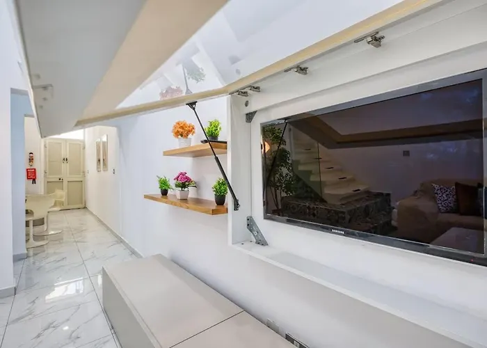 Lovely With Terrace In Ta Xbiex Feriehus Santa Vennera