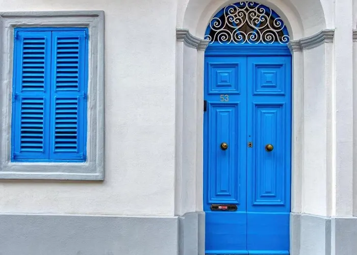 Lovely With Terrace In Ta Xbiex Santa Vennera