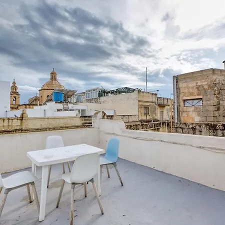 펜션 Lovely With Terrace In Ta Xbiex Santa Vennera