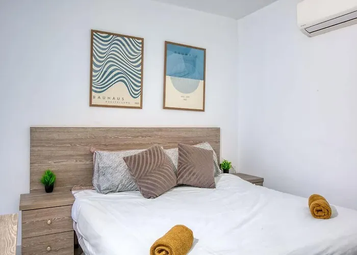 בית נופש Lovely With Terrace In Ta Xbiex