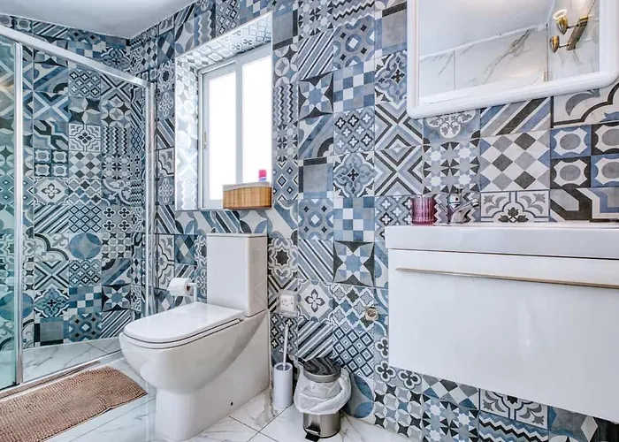 펜션 Lovely With Terrace In Ta Xbiex *