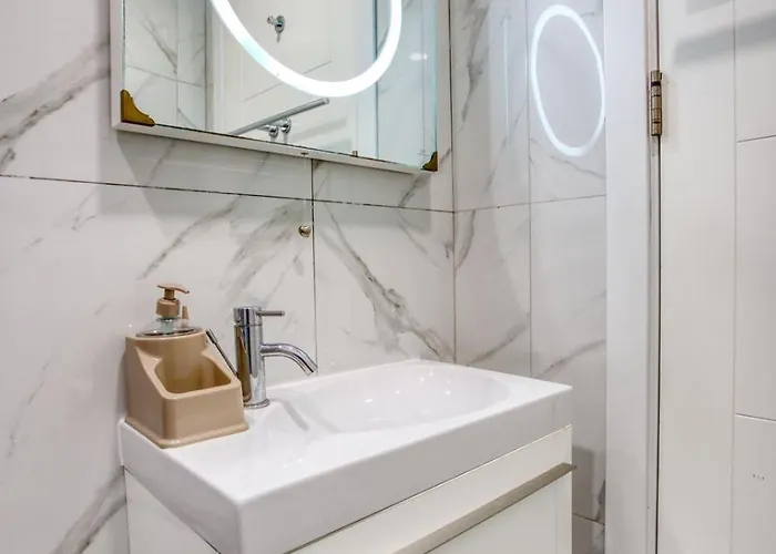 Lovely With Terrace In Ta Xbiex